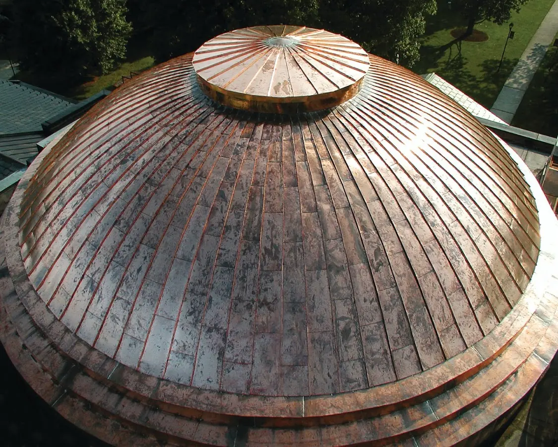 Craftsman Roofing crew installing a new roof in Cumberland Ridge